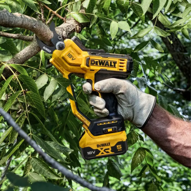 Tijera Podadora DeWalt XR 18V 5Ah DCMPP568P1-QW